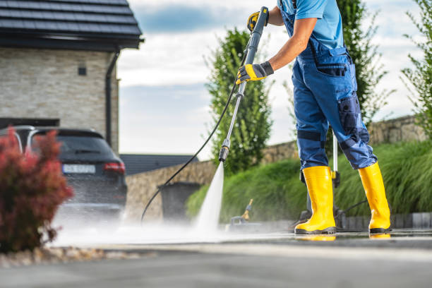 Why Choose Our Certified Pressure Washing Experts for Your Project Needs in Shell Kno, MO?